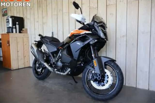 KTM 1390 Superadventure S (2026) thumbnail 2