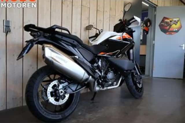 KTM 1390 Superadventure S (2026) thumbnail 4