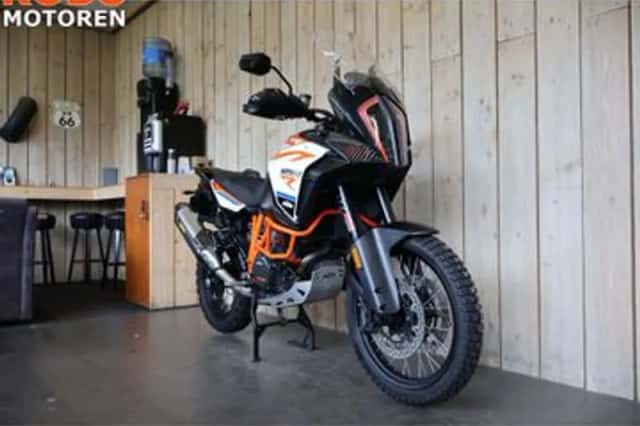 KTM 1290 Super Adventure R (2017) thumbnail 2