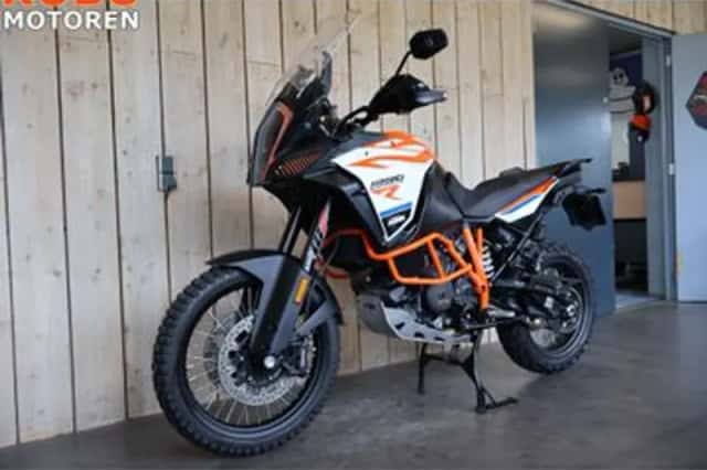 KTM 1290 Super Adventure R (2017) thumbnail 4