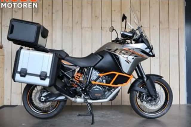 KTM 1190 Adventure (2016) thumbnail 1