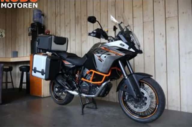 KTM 1190 Adventure (2016) thumbnail 3