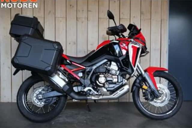Honda CRF 1100 Africa Twin (2021) thumbnail 1