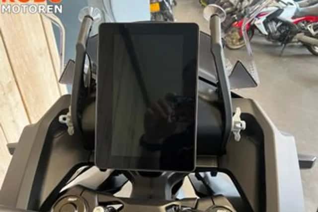 KTM 1390 Super Adventure S EVO (2026) thumbnail 6