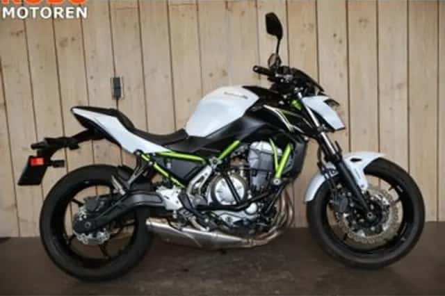Kawasaki Z650 (2017) thumbnail 1