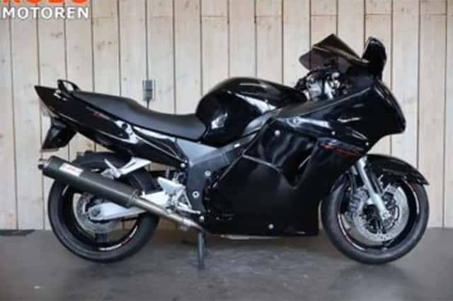 Honda CBR 1100XX (1997) thumbnail 1