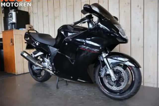 Honda CBR 1100XX (1997) thumbnail 2