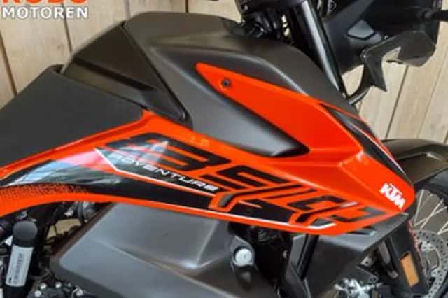 KTM 890 Adventure (2022) thumbnail 5