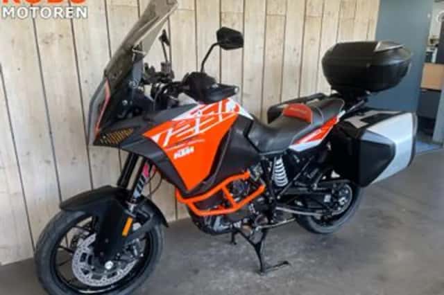 KTM 1290 Super Adventure S (2017) thumbnail 4