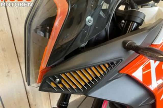 KTM 1290 Super Adventure S (2017) thumbnail 5