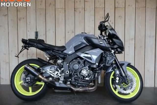 Yamaha MT-10 (2017) thumbnail 1