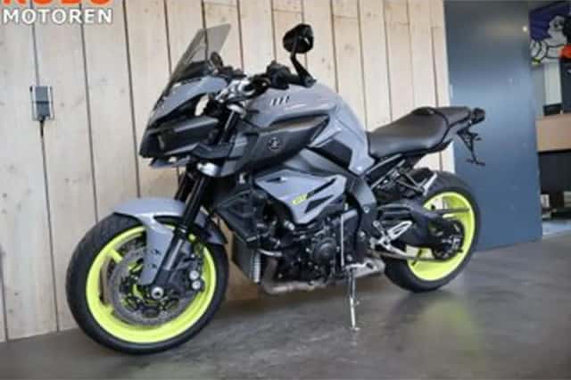 Yamaha MT-10 (2017) thumbnail 6