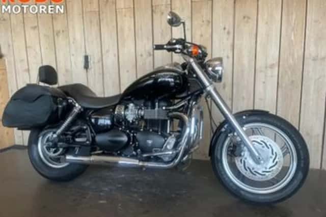 Triumph Speedmaster (2010) thumbnail 1
