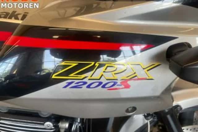 Kawasaki ZRX 1200 S (2001) thumbnail 5
