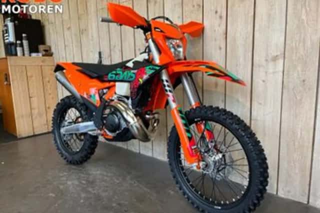KTM 300 EXC SIX Days (2027) thumbnail 2