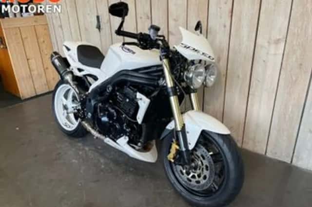 Triumph Speed Triple (2007) thumbnail 2