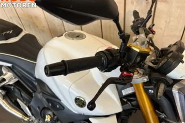 Yamaha FZ1 (2011) thumbnail 5