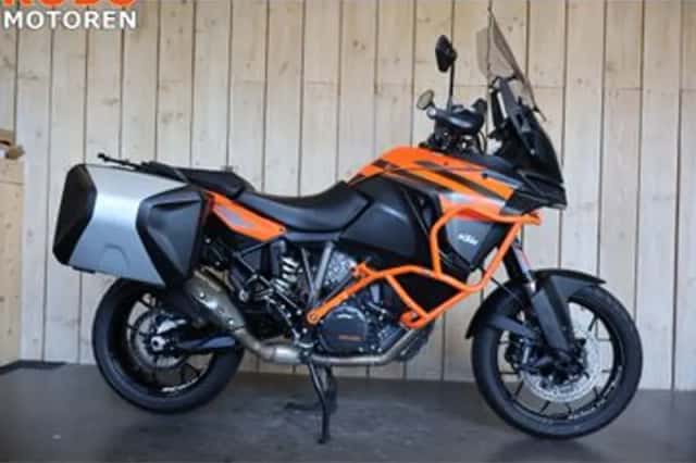 KTM 1290 Super Adventure (2019) thumbnail 1