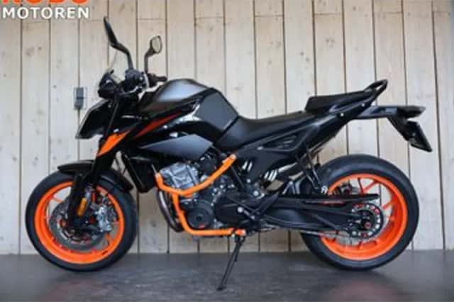 KTM 790 Duke (2021) thumbnail 3