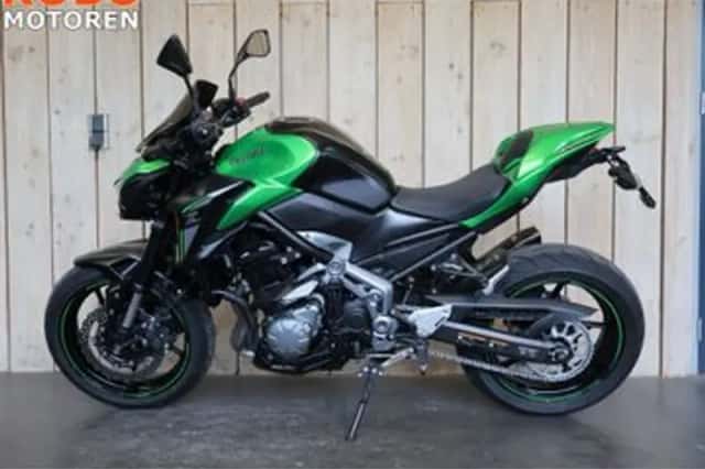 Kawasaki Z900 (2018) thumbnail 3