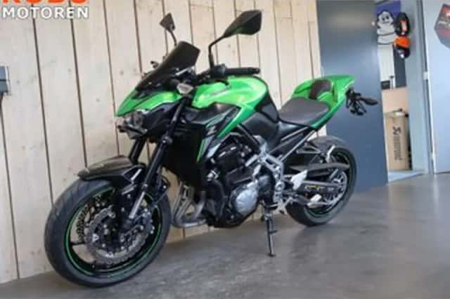 Kawasaki Z900 (2018) thumbnail 6