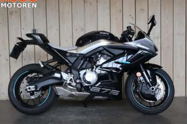 CFMoto 675SR-R (2025) thumbnail 1