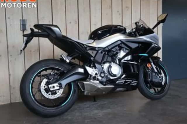 CFMoto 675SR-R (2025) thumbnail 3