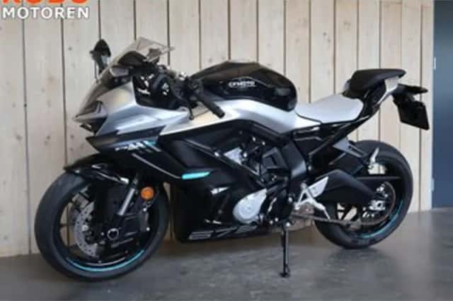 CFMoto 675SR-R (2025) thumbnail 6
