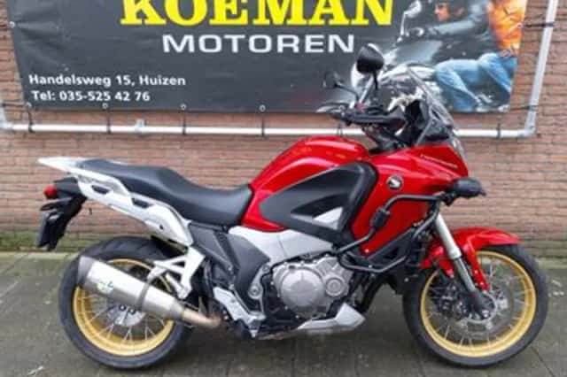 Honda VFR1200 (2013) thumbnail 1