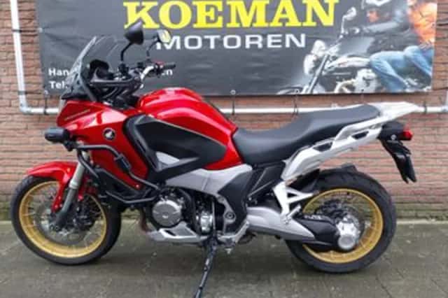Honda VFR1200 (2013) thumbnail 3