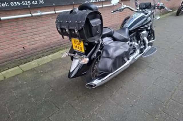 Yamaha XV A Midnight Star (2007) thumbnail 5