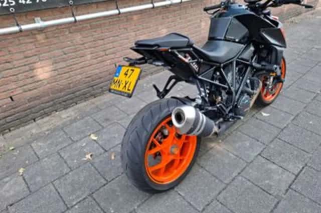 KTM 1290 SuperDuke R (2018) thumbnail 5