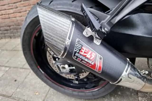Suzuki GSX-S1000 (2017) thumbnail 4