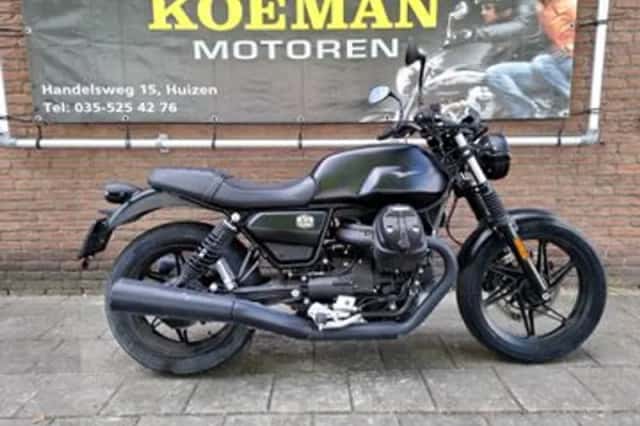 Moto Guzzi V 7 Stone 850 (2023) thumbnail 1