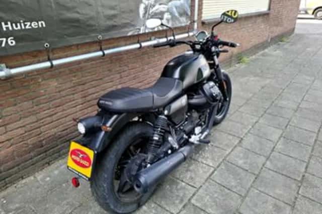 Moto Guzzi V 7 Stone 850 (2023) thumbnail 3