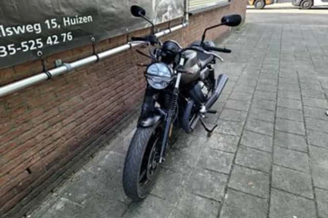 Moto Guzzi V 7 Stone 850 (2023) thumbnail 6