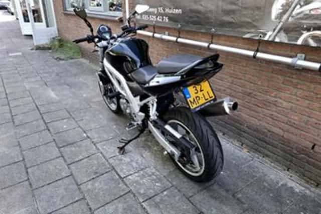 Suzuki SV650 (2004) thumbnail 4