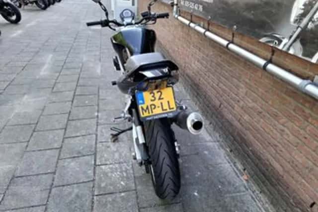 Suzuki SV650 (2004) thumbnail 5