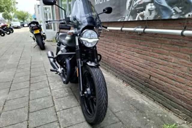 Moto Guzzi V 7 Stone 850 (2022) thumbnail 3