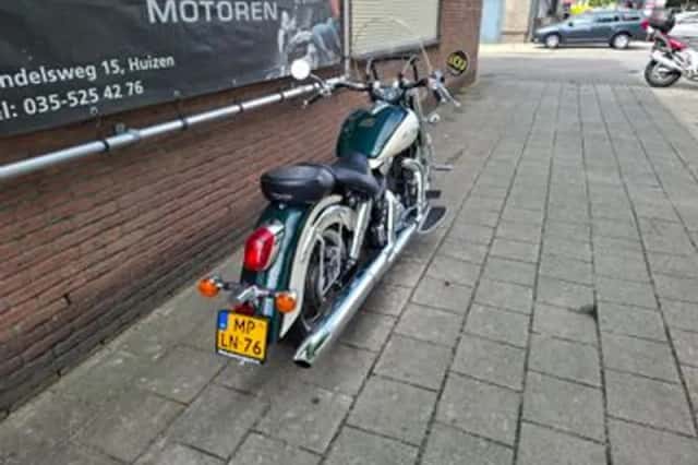 Honda VT 1100 C3 Shadow (1999) thumbnail 3