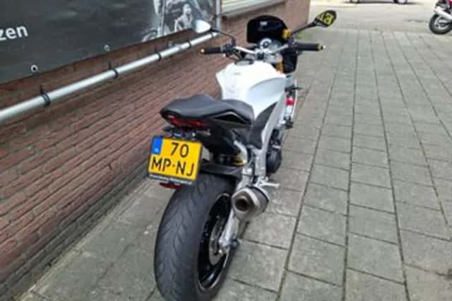 Aprilia Tuono V4 (2014) thumbnail 6