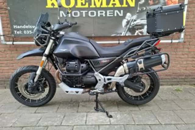 Moto Guzzi V85 TT 850 (2022) thumbnail 1