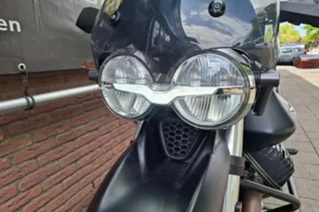 Moto Guzzi V85 TT 850 (2022) thumbnail 4