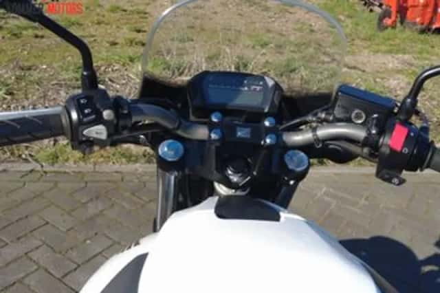 Honda NC 700 S C-ABS (2012) thumbnail 6