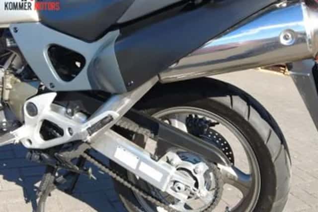 Honda XL 1000 V VARADERO (2002) thumbnail 5