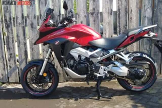 Honda VFR 800 X Crossrunner (2017) thumbnail 1