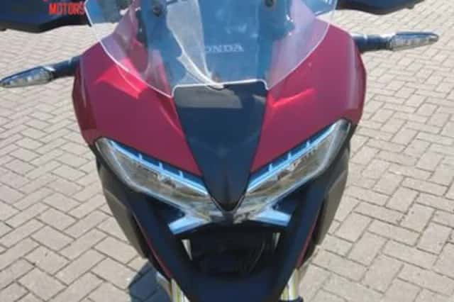 Honda VFR 800 X Crossrunner (2017) thumbnail 3