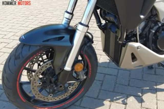 Honda VFR 800 X Crossrunner (2017) thumbnail 4