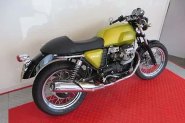 Moto Guzzi V7 Cafe Classic (2010) thumbnail 3