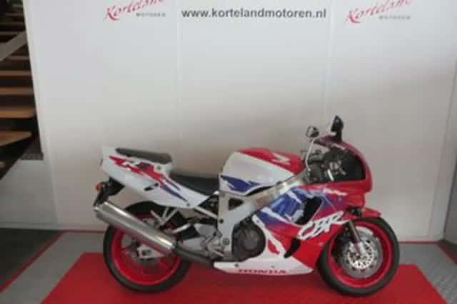 Honda CBR 900 RR Fireblade (1995) thumbnail 1